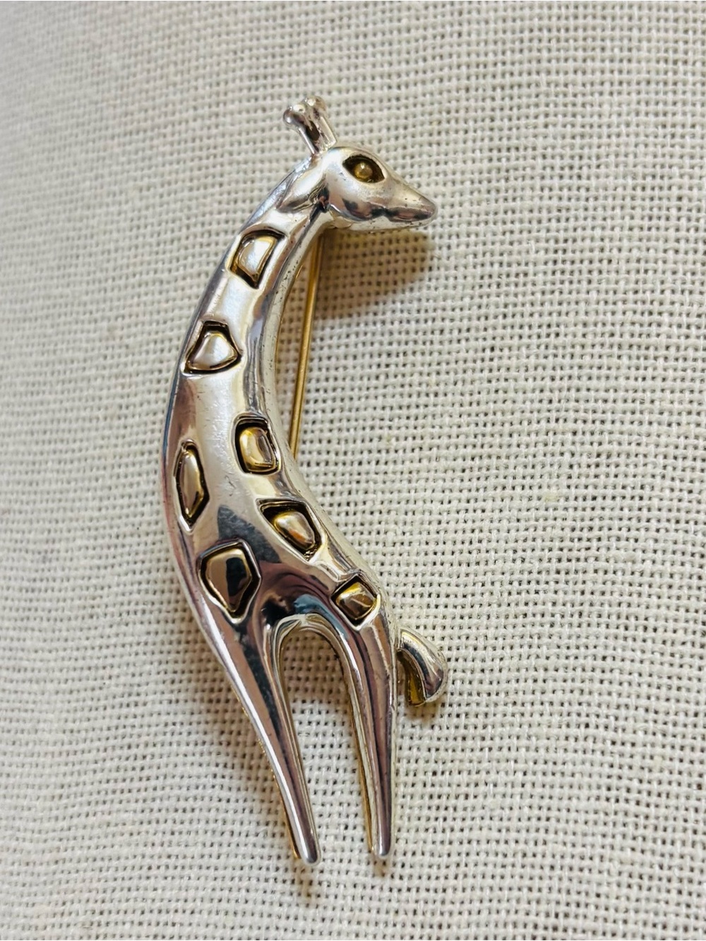 Alison Reed Giraffe Brooch Elegant Two Tone Gold Silver
